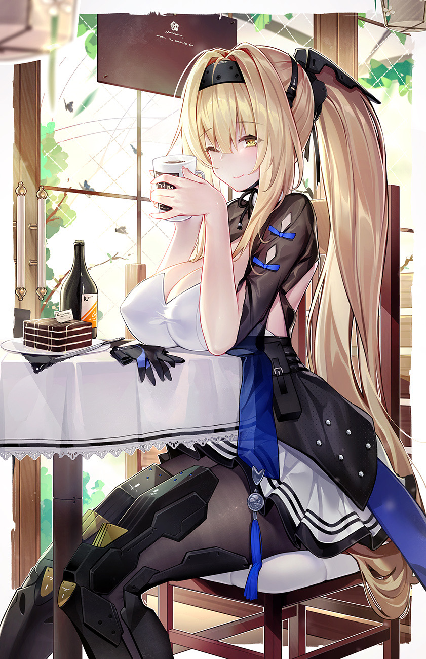 有没有水怪来几张丽芙泳装高清壁纸?