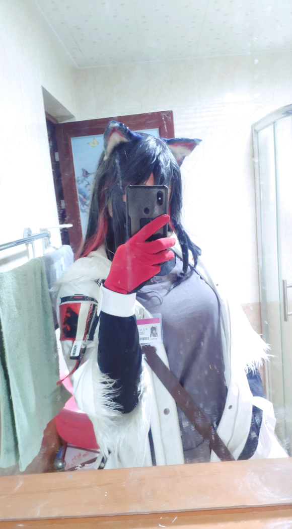 进行一个寒德cos的出