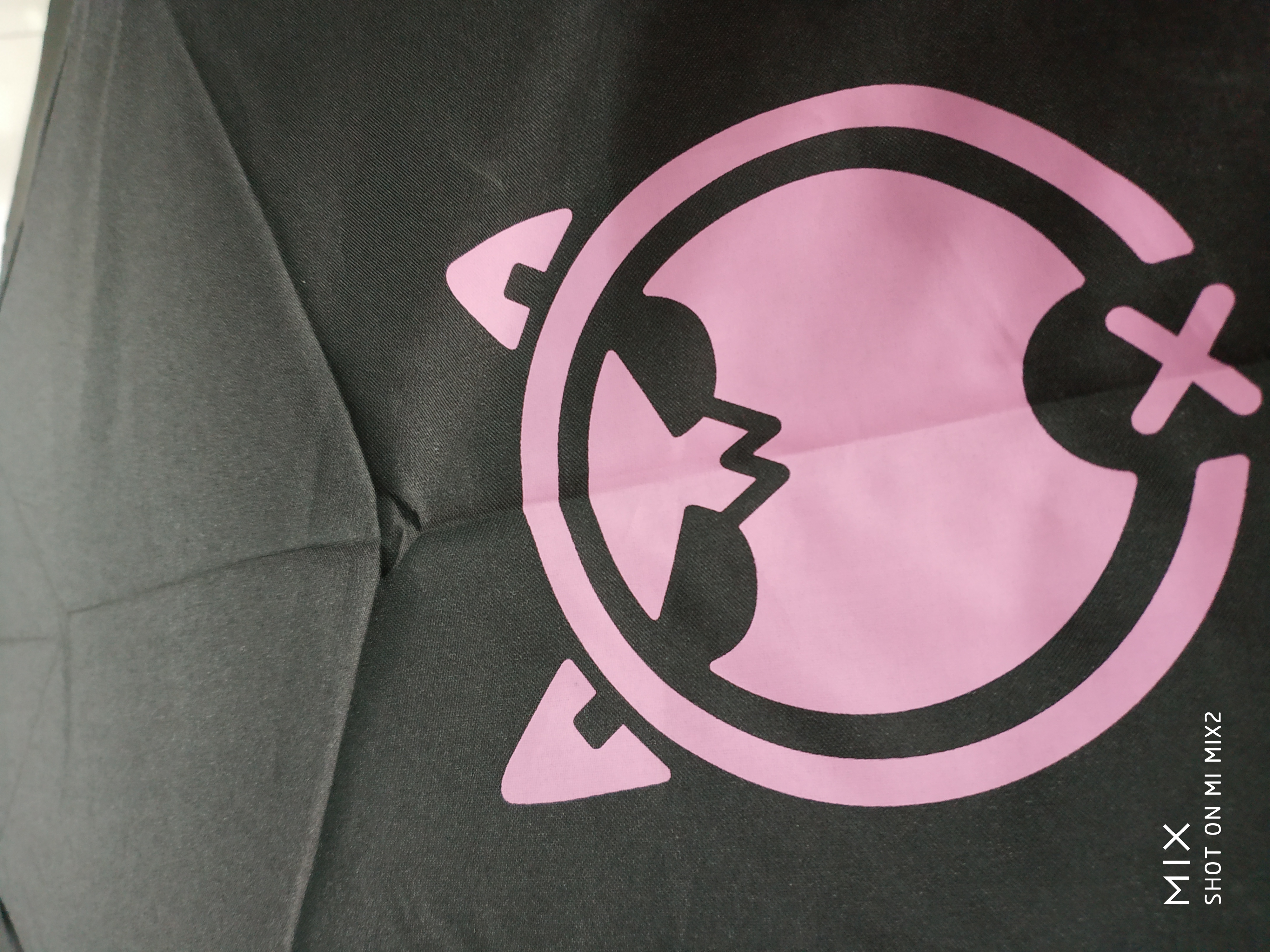 买的neko伞到了,粉粉的,晒一波