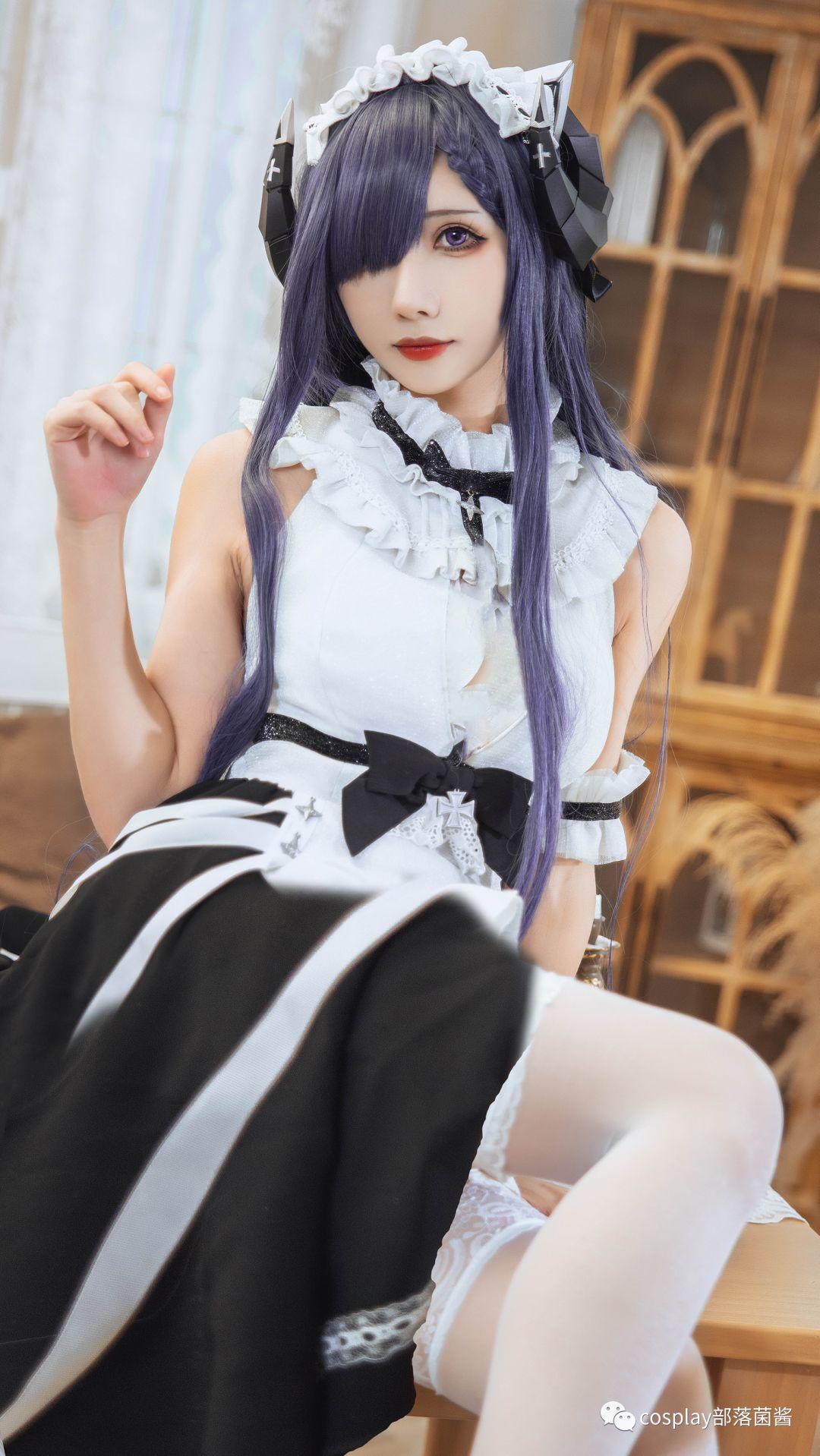 cos：碧蓝航线​奥古斯特女仆cos正片@雅祈，气质出众的女仆