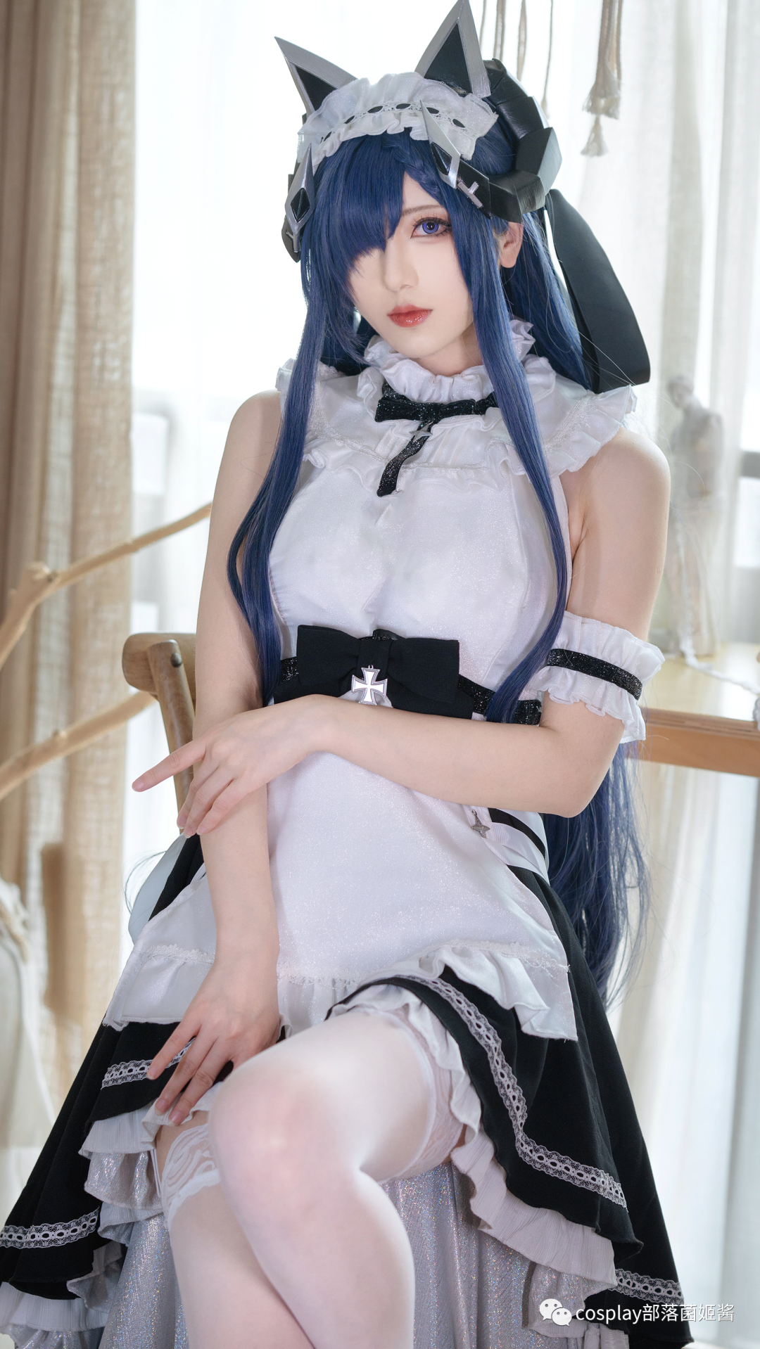 cos：碧蓝航线奥古斯特cos正片@阿音，「女仆魔女」