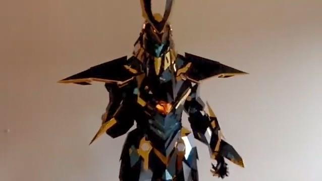 Martina Hugentobler阿努比斯穿戴展示