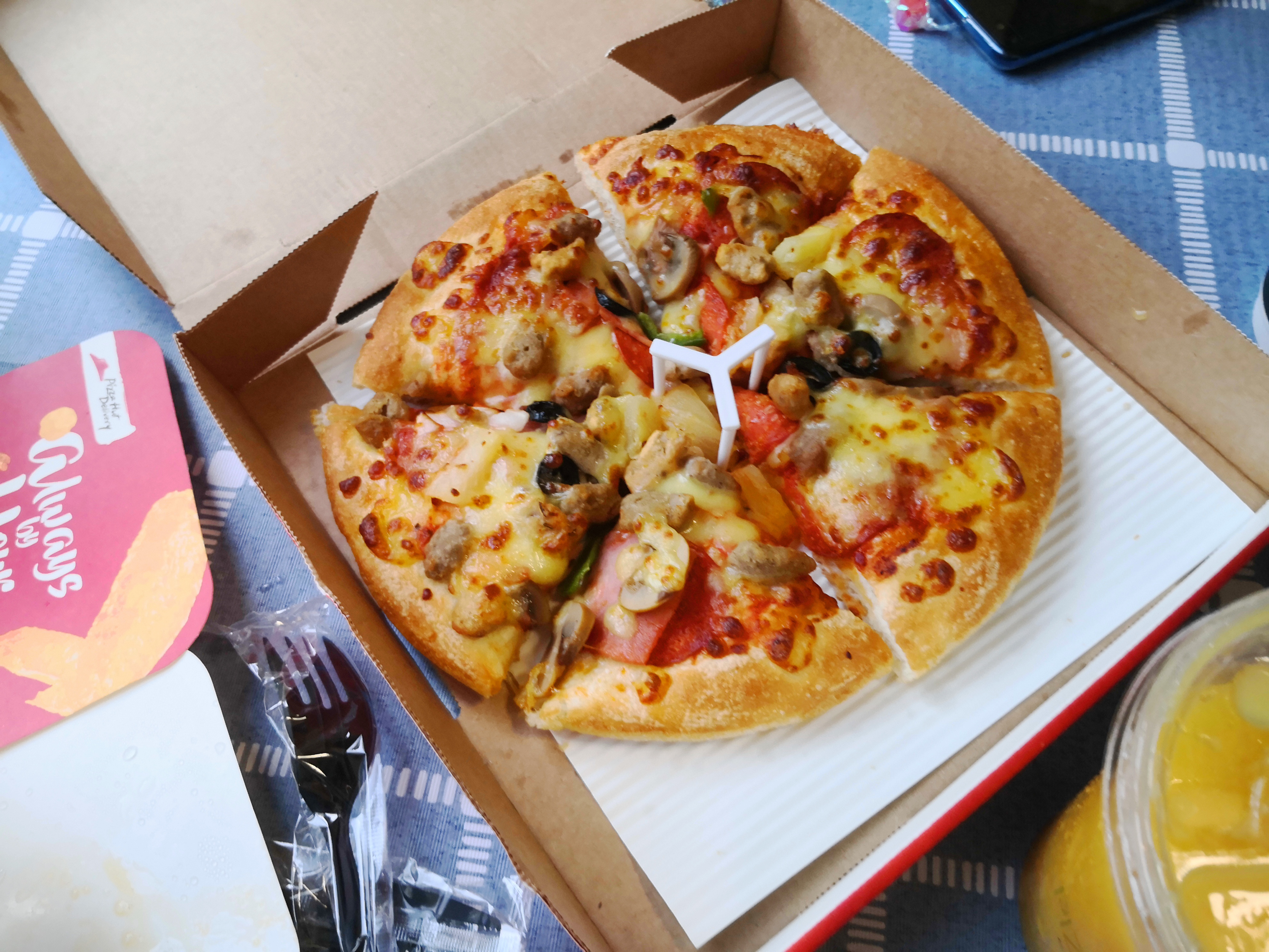 打包的披萨真实图片图片