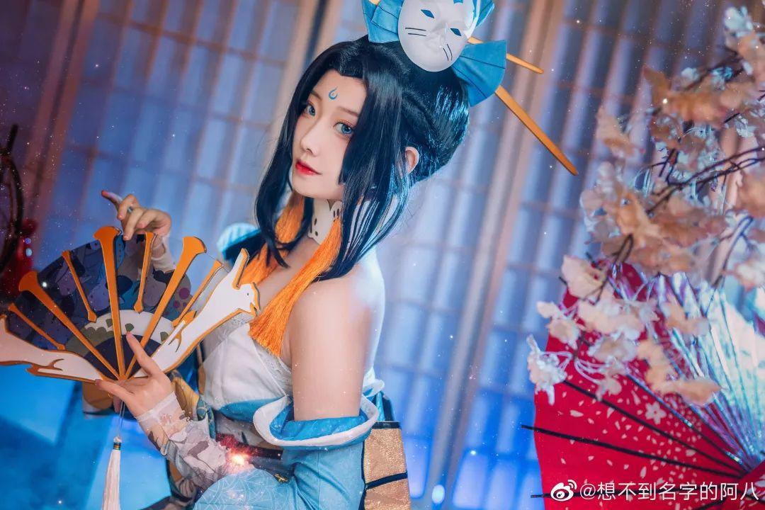 cos：纯欲天花板 《王者荣耀》不知火舞