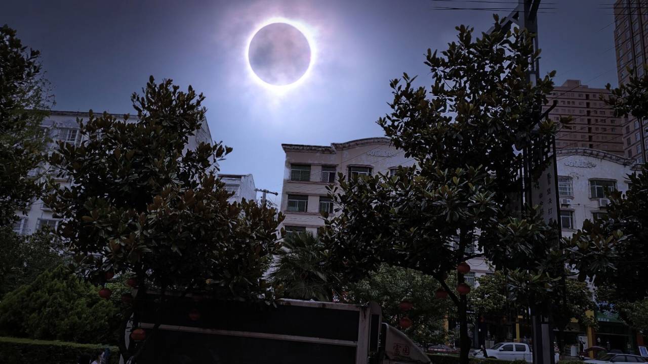 听说有的地方下雨看不了日食