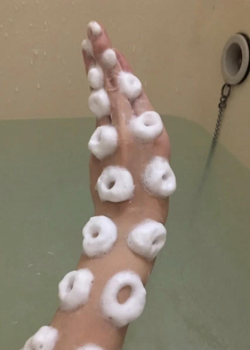 洗澡房，源津COS