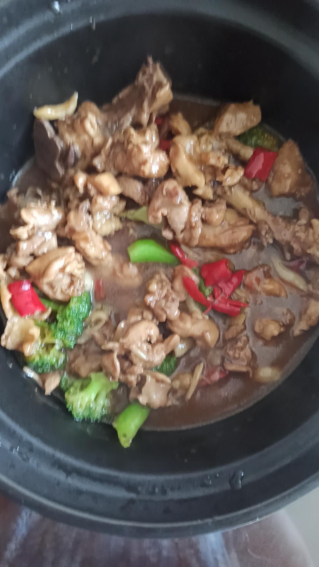 (ᐡっ ̫ •̥⸝⸝ᐡ)