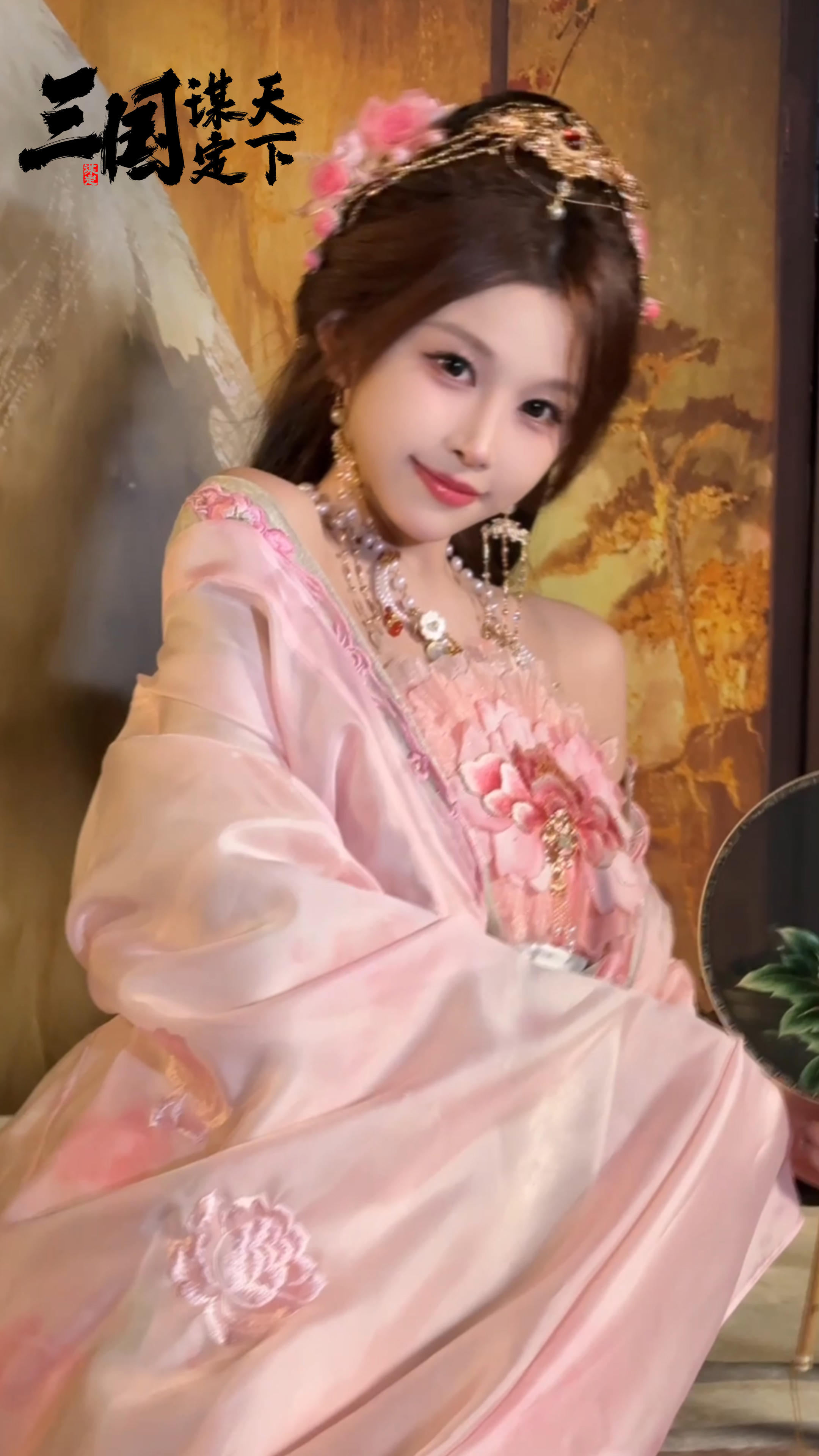 但闻风起吴江畔，百万舟楫一时摧。