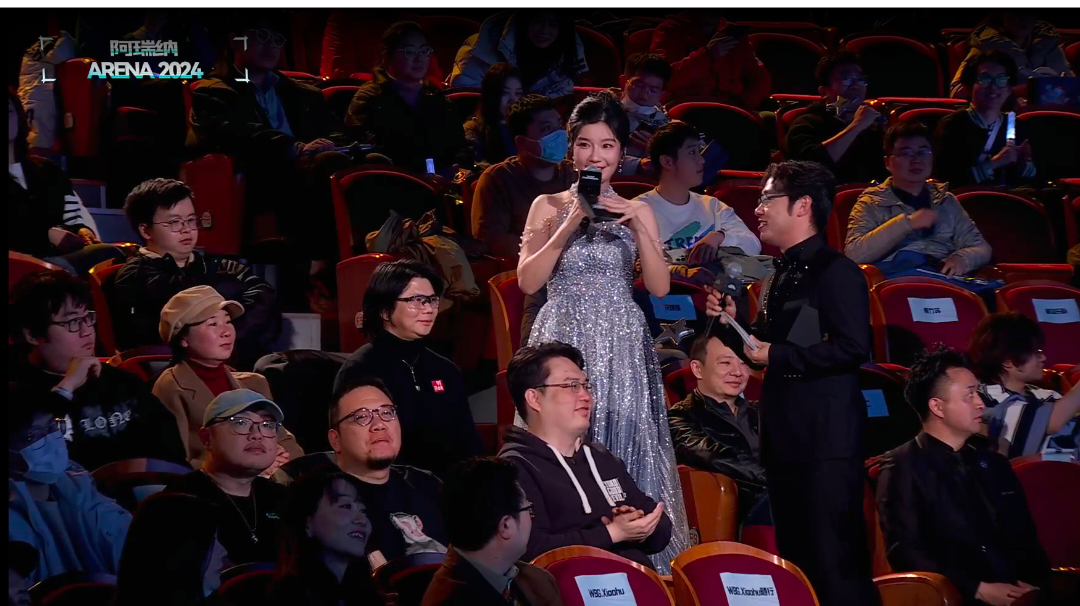 守了一个晚上就为了等这一刻，，