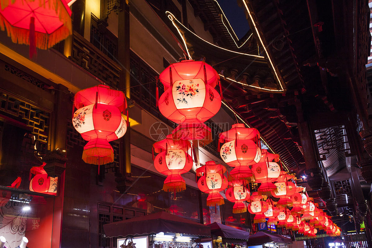 在这个普上古大陆同庆的大喜日子里