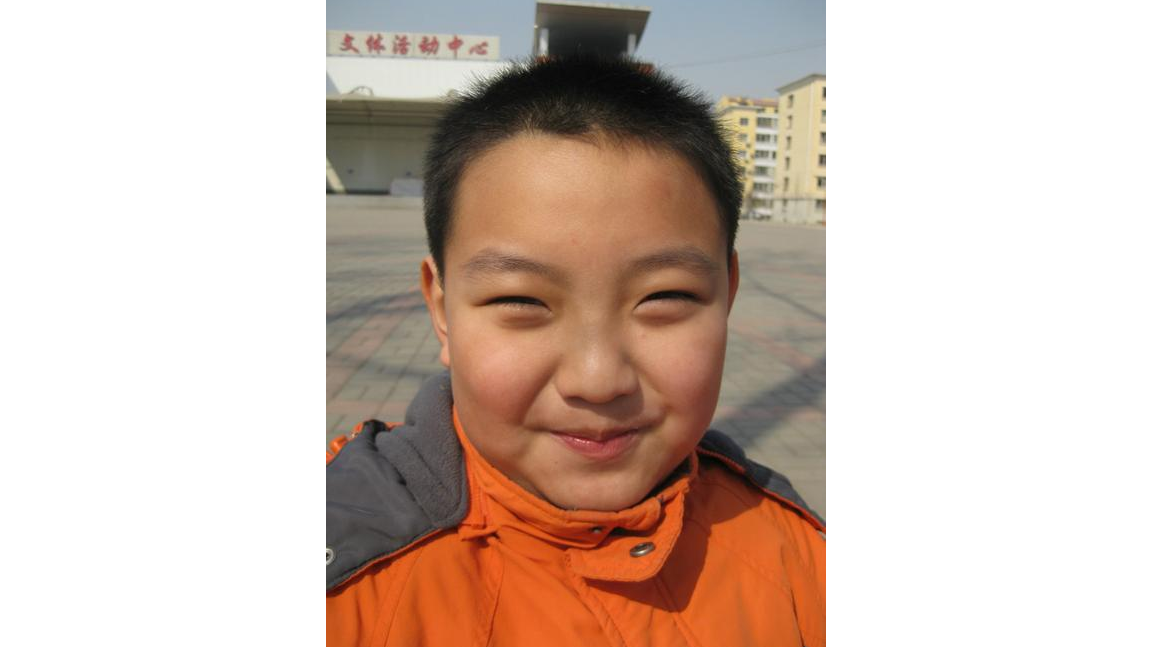 你们都欺负我，不让我玩这个游戏，明明我这么帅