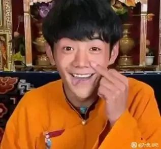 ‘怪盗钴’召唤师皮肤登场！