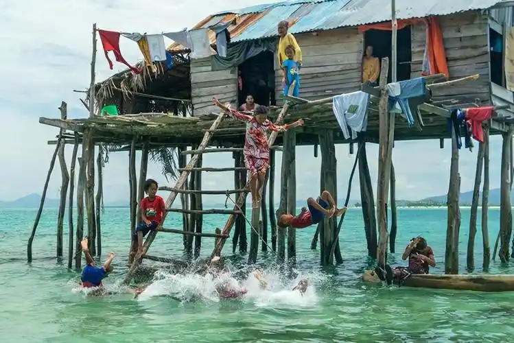 盘点《异星漂流》灵感来源：只生活在海洋的民族——巴瑶族