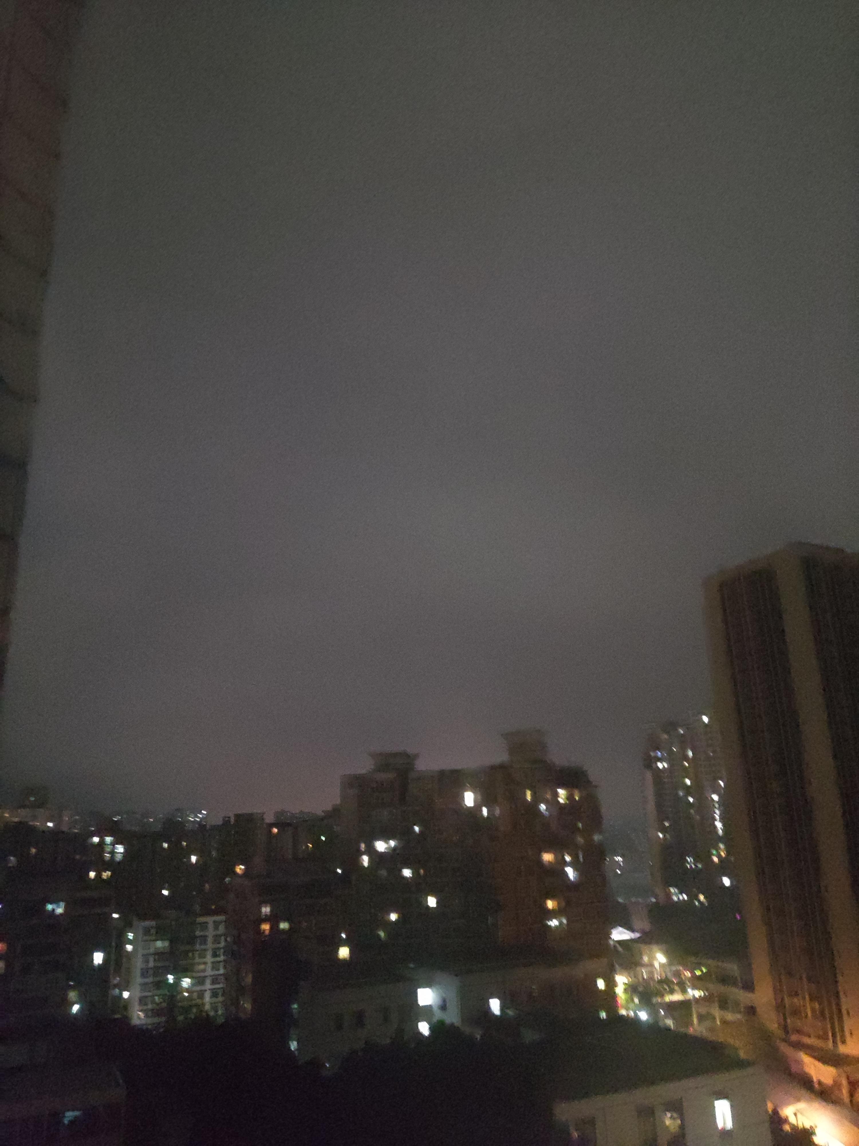 如追逐一切可能的瘸腿鬣狗，尽可能的活下去吧