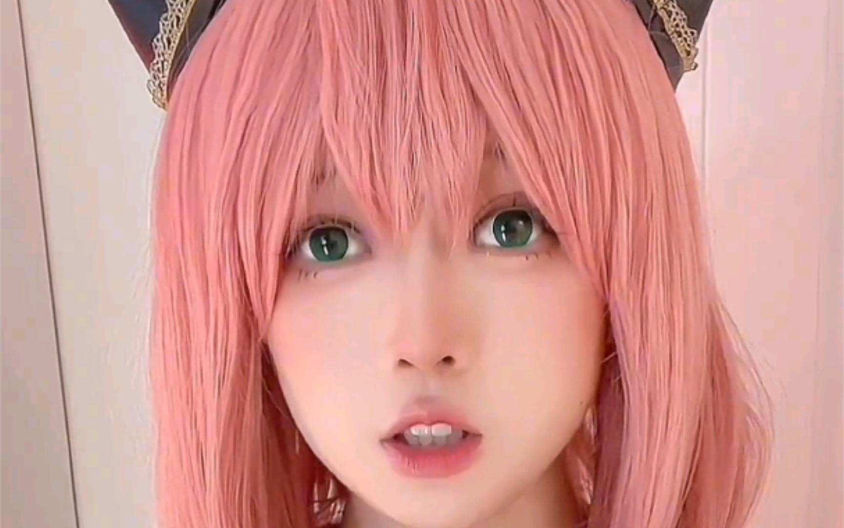 喜欢花生的阿尼亚真的好可爱！