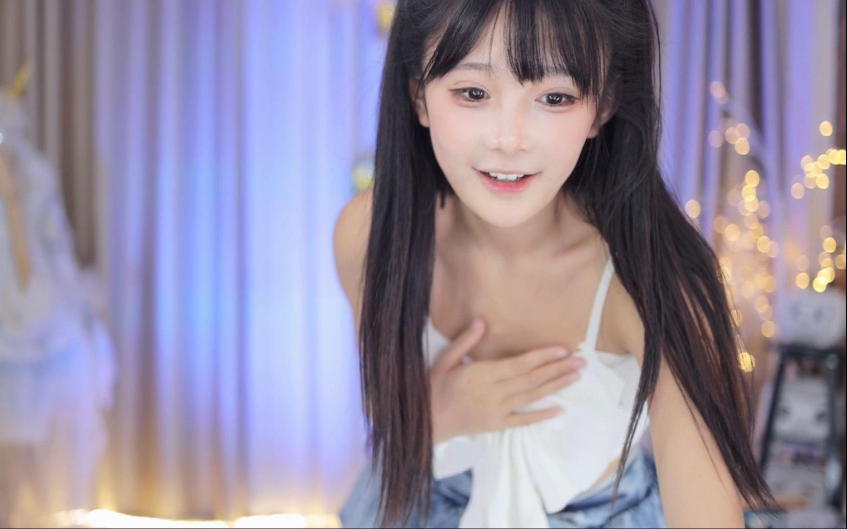 【鱼子酱】《5》常服套装 直播跳舞录屏