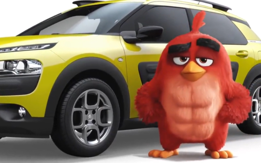 曾经愤怒的小鸟在2016年与汽车品牌Citroen联动