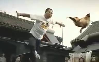 2001年 范伟 统一好劲道方便面广告截图