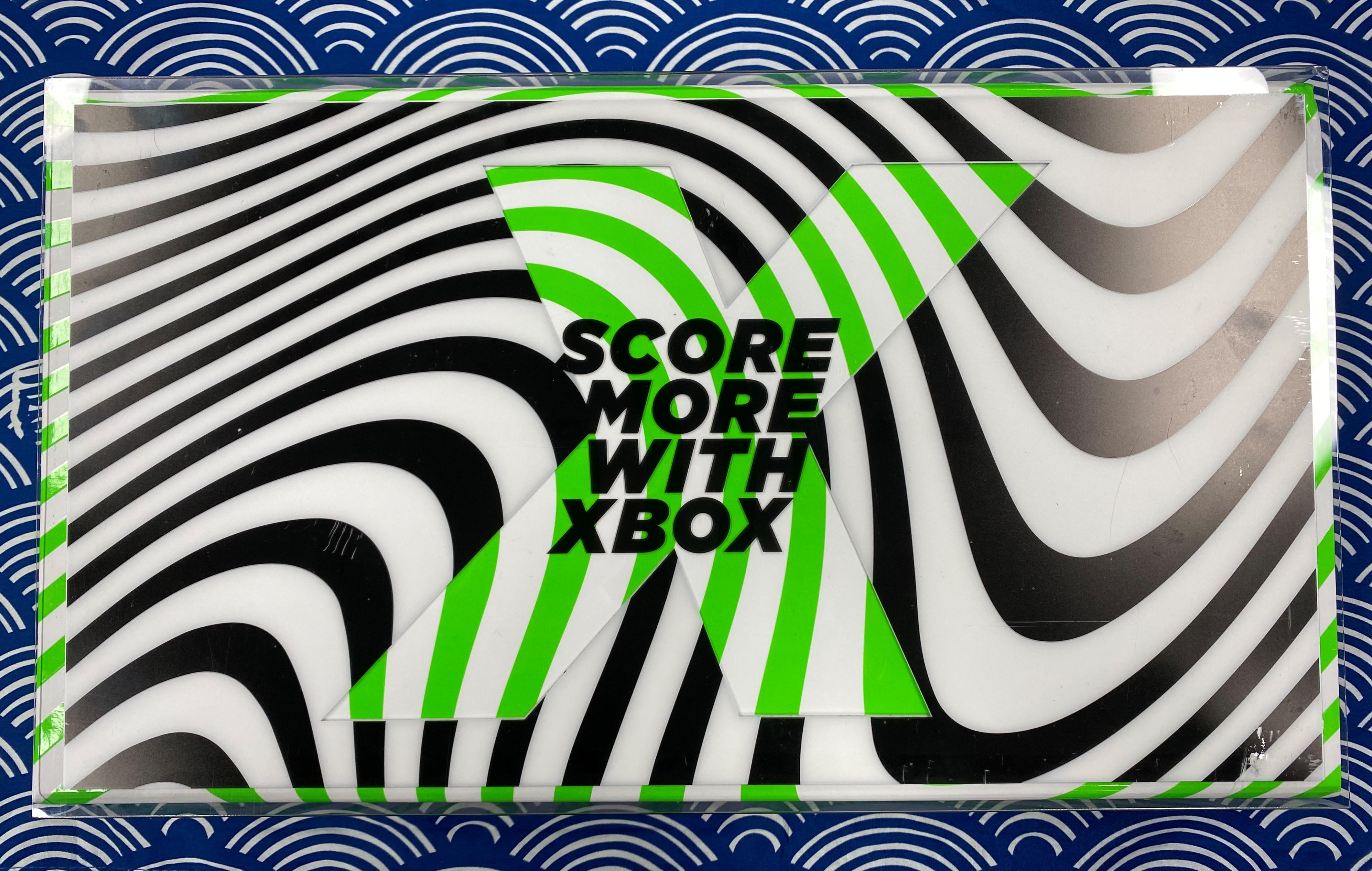 《FIFA 22》“Score More With Xbox”礼盒