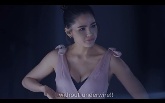 泰国沙雕内衣广告哈哈哈哈哈