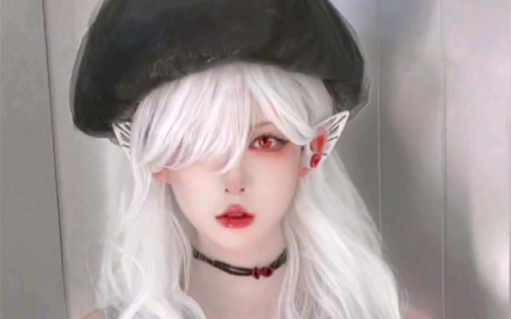 “别再靠近我了…”“毁灭才是一切的归属！”